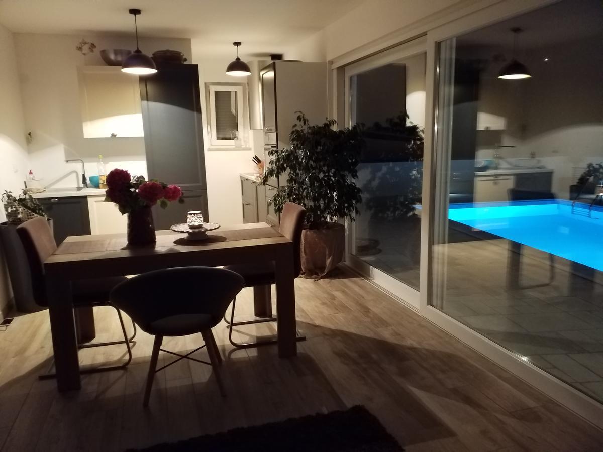 הוילה אומאג Casa Emilia מראה חיצוני תמונה