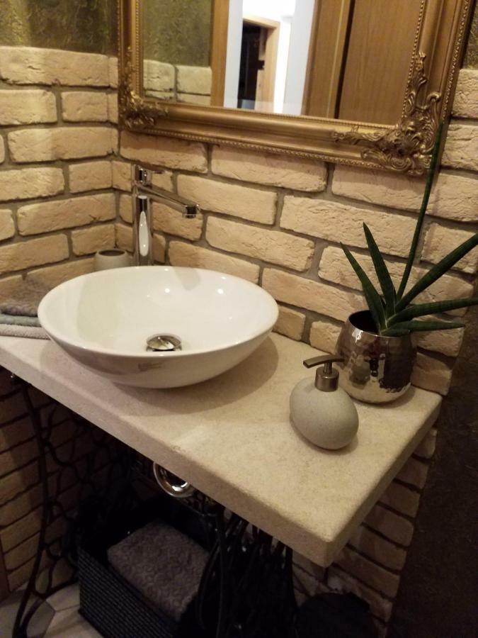 הוילה אומאג Casa Emilia מראה חיצוני תמונה